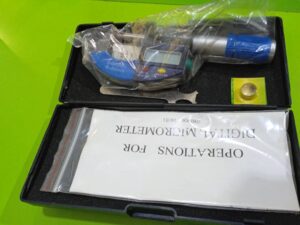 micrometer screw guage digital