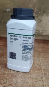 picture of sodium hydroxide